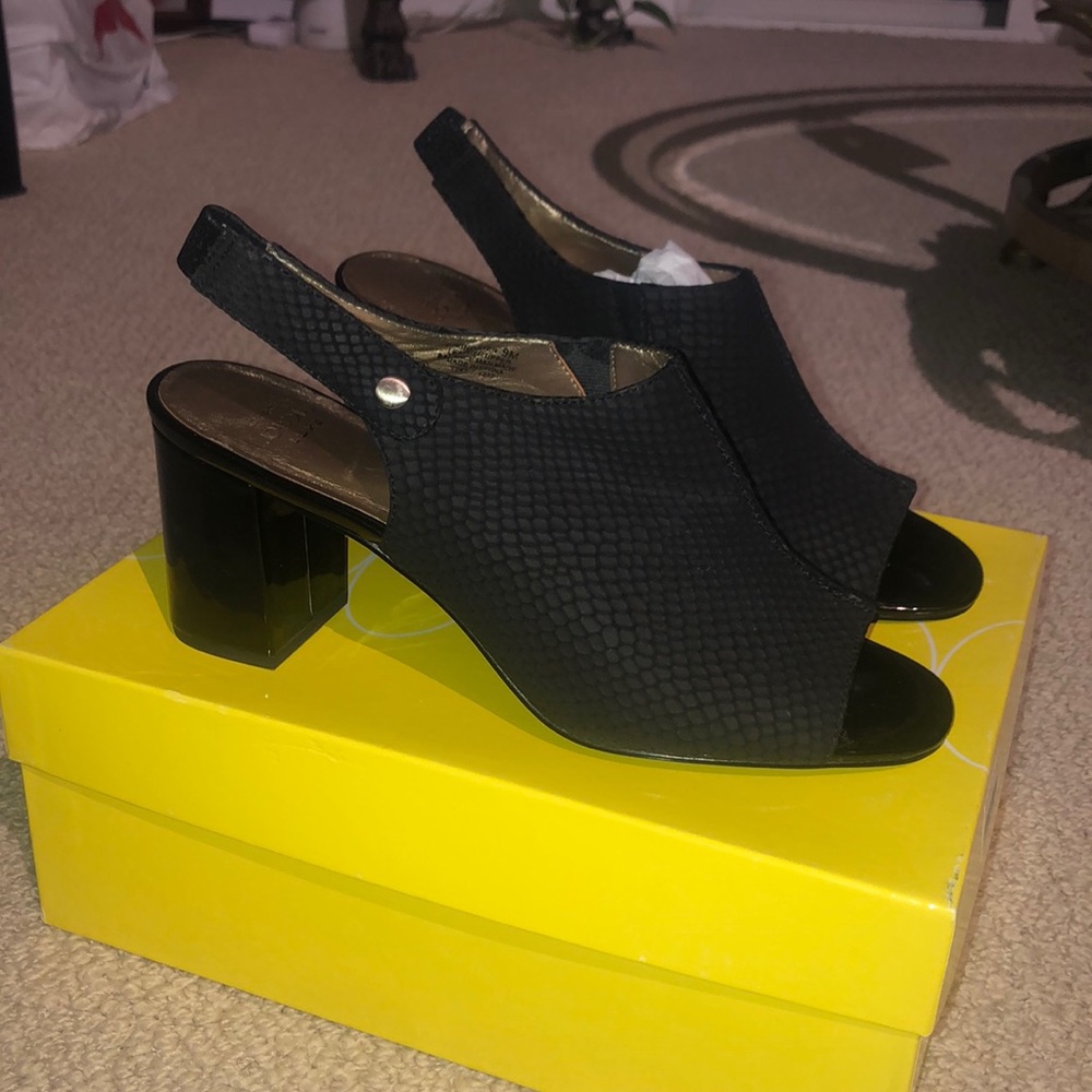 Sling back heels